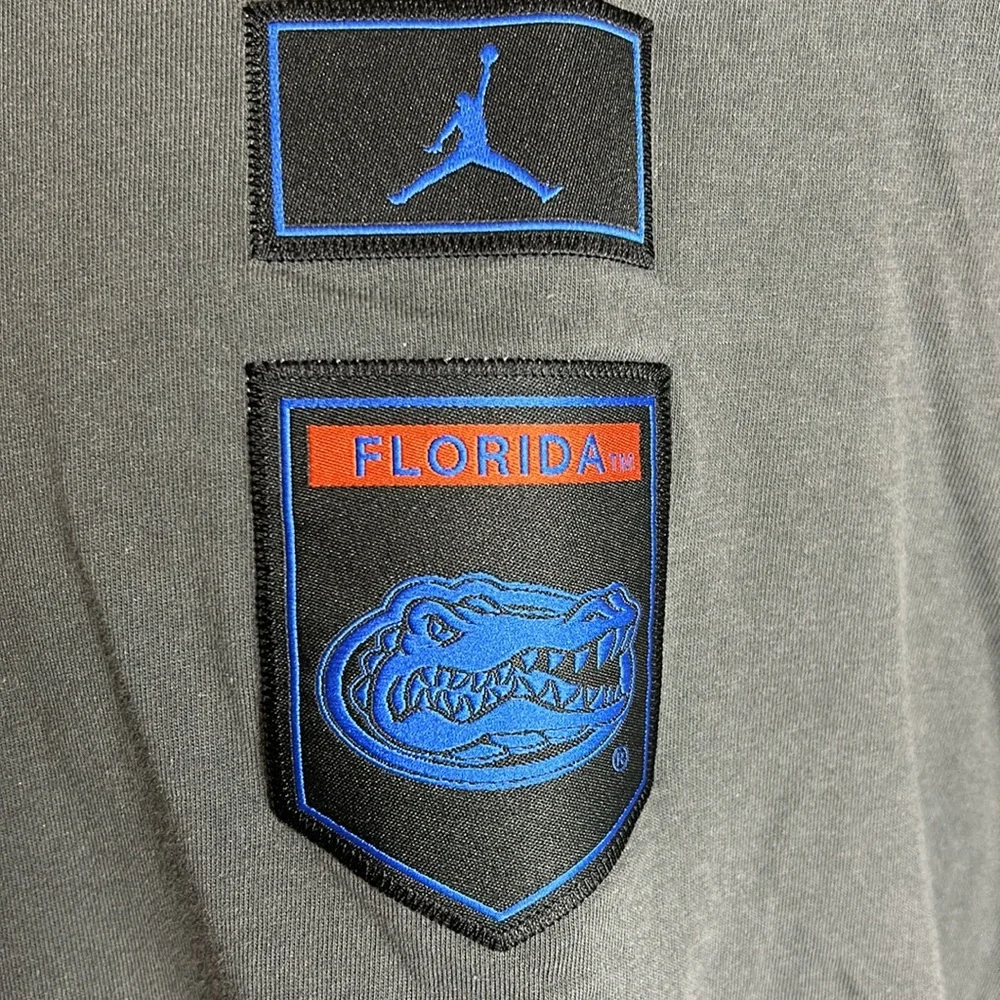 Jordan Men’s Size Medium FL Gators Gray Camouflage Long Sleeve Cotton Hoodie